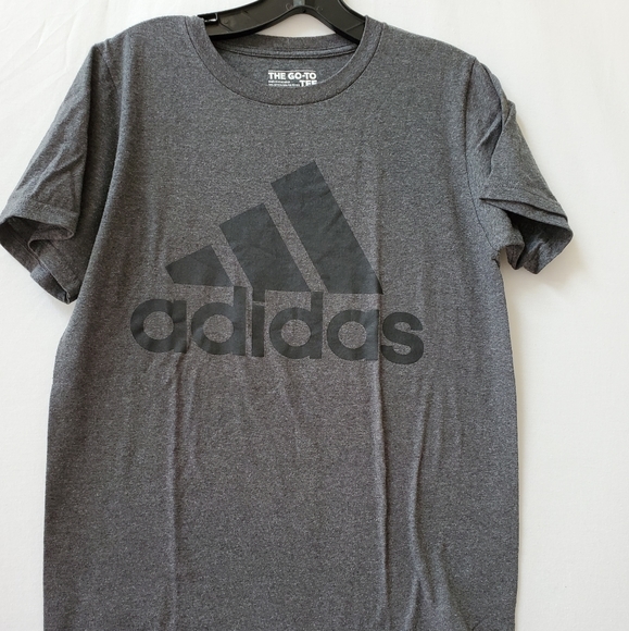 ADIDAS TSHIRT - Picture 1 of 3